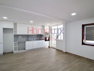 Arrendamento de apartamento T2 na Rua Cruzes