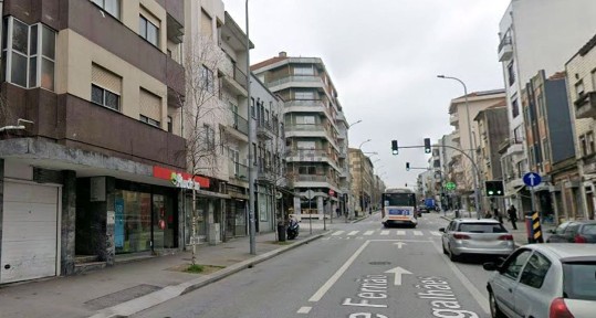 Arrendamento de apartamento T2 na Avenida de Fernão de Magalhães, 655