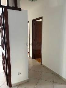 Arrendamento de apartamento T3 na Rua Andrade de Corvo