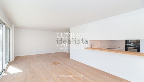 Arrendamento de apartamento T3 na Cais das Pedras