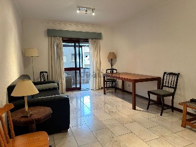 Arrendamento de apartamento T1 na Rua Manuel Silva Barros s/n