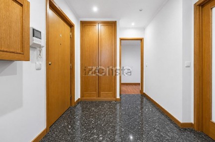 Arrendamento de apartamento T3 na Rua da Bélgica