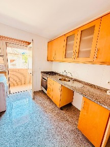 Arrendamento de apartamento T1 na Rua Direita de Francos
