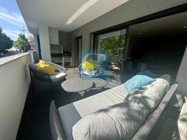 Arrendamento de apartamento T4 na Rua Dona Maria da Conceição Mota Sotomayor, 370