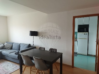 Arrendamento de apartamento T1 na Rua dos Dois Amigos