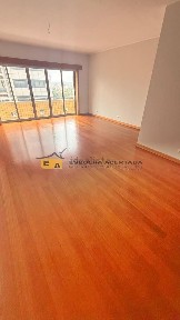Arrendamento de apartamento T2 no Centro