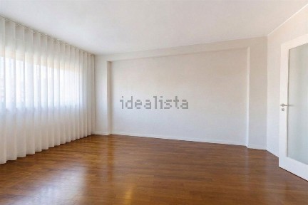 Arrendamento de apartamento T1 na Rua das Condominhas