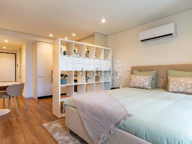 Arrendamento de apartamento T0 na Rua do Amial