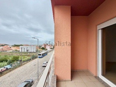 Arrendamento de apartamento T2 na Travessa Salgueiros