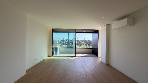 Arrendamento de apartamento T2 na Rua Seca do Bacalhau, 444