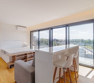 Arrendamento de apartamento T0 na Rua Horácio Marçal, 19
