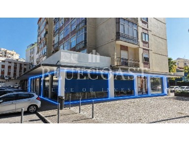 Espaço comercial à venda na Montalvão