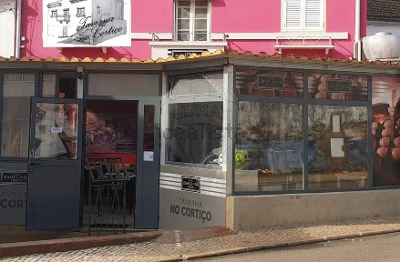 Espaço comercial à venda na Cruz de Pau