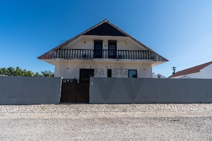 Espaço comercial à venda em Poceirão e Marateca