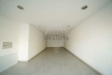 Espaço comercial à venda na Rua Ville Plaisir