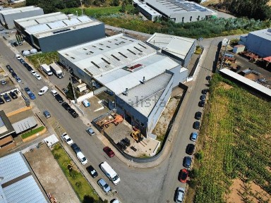 Armazém à venda em Bougado