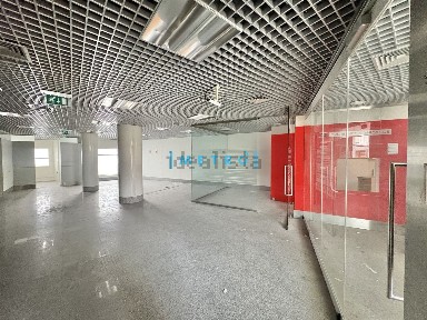 Espaço comercial à venda na Rua Barão do Corvo