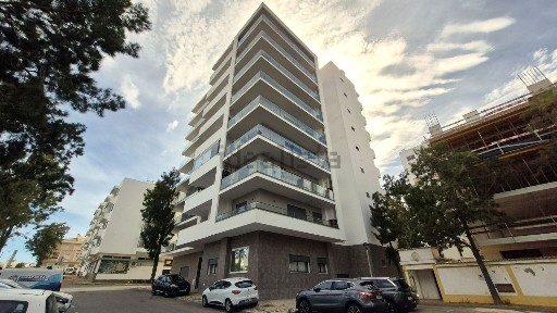 Apartamento T4 à venda na Rua do Fojo