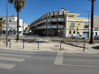 Espaço comercial à venda em Ferragudo