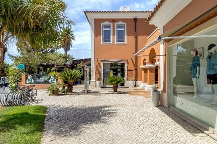 Espaço comercial à venda na Quinta do Lago, 106