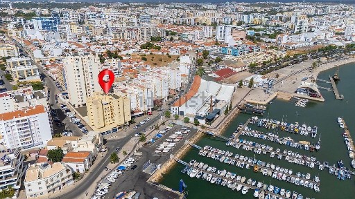Espaço comercial à venda na Avenida Guanaré