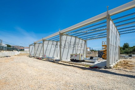 Espaço comercial à venda na Quinta do Lago - Pinheiros Altos