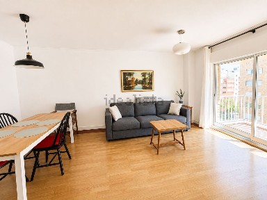 Apartamento T2 à venda na Rua Arminda Correia, 4