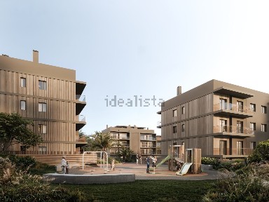 Apartamento T3 à venda na Rua Irene Lisboa, 21