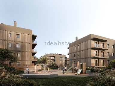 Apartamento T3 à venda na Rua Irene Lisboa, 21