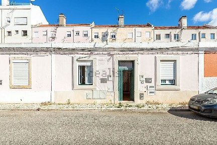 Apartamento T2 à venda na Travessa Nova de Dom Vasco