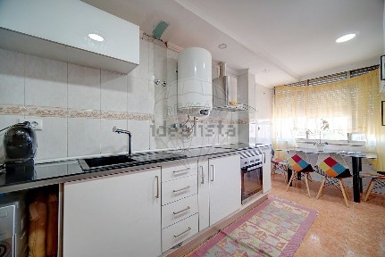 Apartamento T2 à venda no Bairro das Loureiras