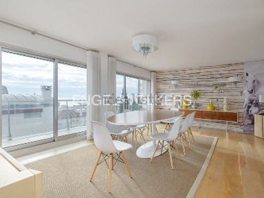 Apartamento T4 à venda na Dafundo