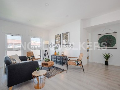 Apartamento T3 à venda na Arneiros