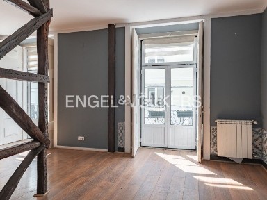 Apartamento T4 à venda na Av. da Liberdade - Marquês de Pombal