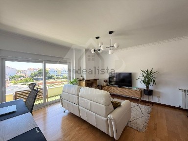 Apartamento T2 à venda na Praceta da Quinta do Limarejo