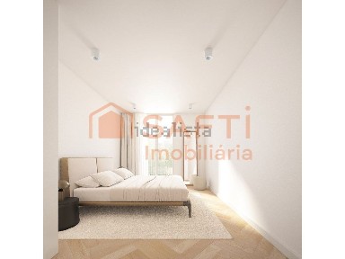 Apartamento T2 à venda no Alto de Santo Amaro