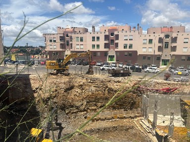 Apartamento T1 à venda na Quinta de Fitares, Rinchoa, 135