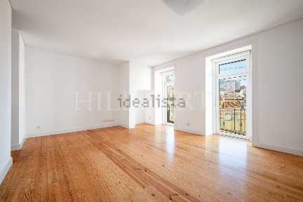 Apartamento T3 à venda na Anjos