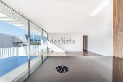 Apartamento T2 à venda na Rua da Junqueira, 345