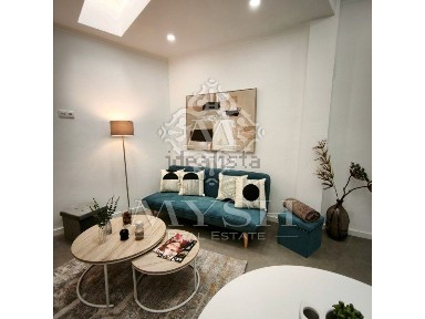 Apartamento T3 à venda na Rua Cidade de Cádiz, 334
