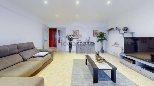 Apartamento T2 à venda na Rua Mário Viegas