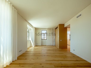 Apartamento T3 à venda no Monte Estoril