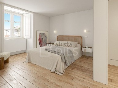 Apartamento T4 à venda no Largo dos Stephens, 2