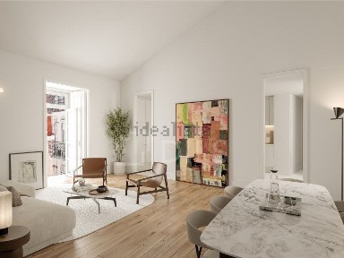 Apartamento T3 à venda no Largo dos Stephens, 2