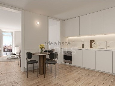 Apartamento T2 à venda no Largo dos Stephens, 2