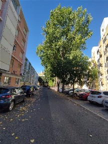 Apartamento T2 à venda na Rua Actriz Maria Matos, 15