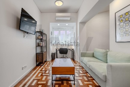 Apartamento T2 à venda na Rua do Triângulo Vermelho, 26