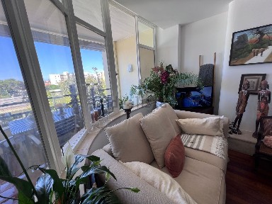 Apartamento T2 à venda na Avenida Infante Dom Henrique, 971 a