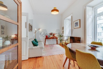 Apartamento T3 à venda na Rua Joaquim Casimiro s/n