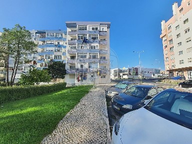 Apartamento T3 à venda na Casal da Serra